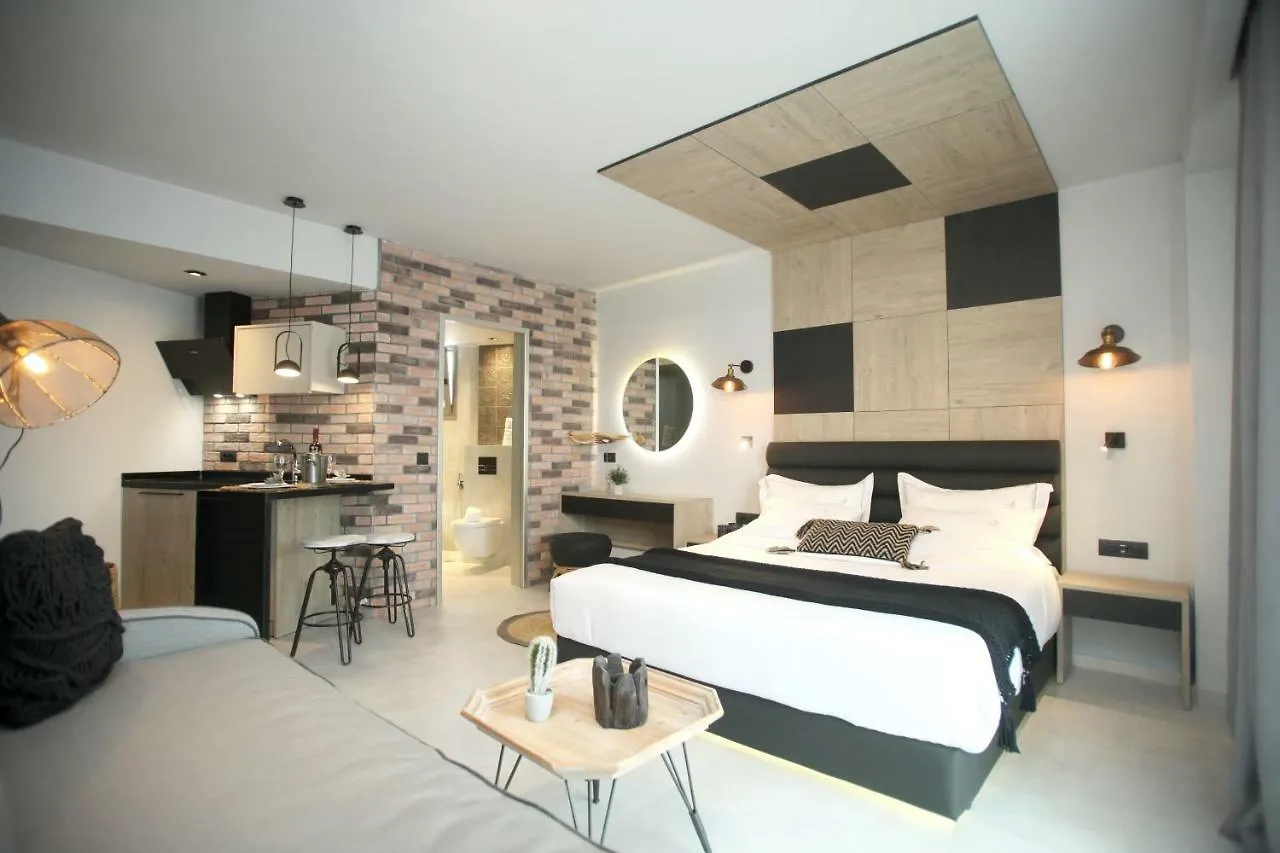 חניוטי Athinais Luxury Apartments 0*,  יוון